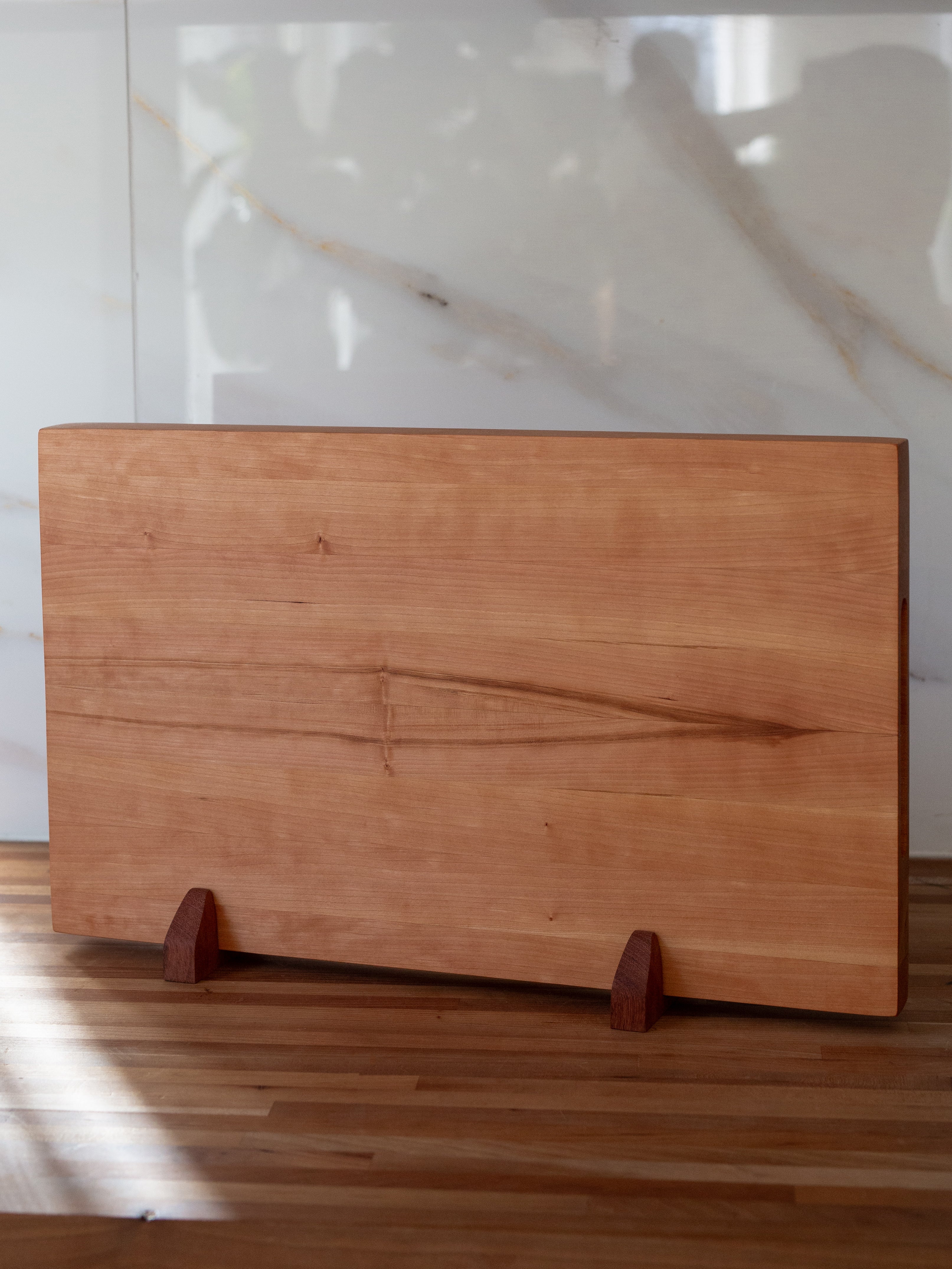 Edge-grain Cutting Board